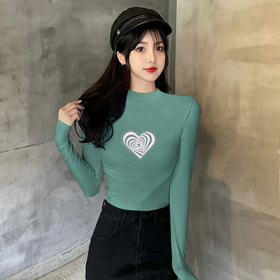 Laisva moteriška palaidinė su aplikacijomis – kelių spalvų