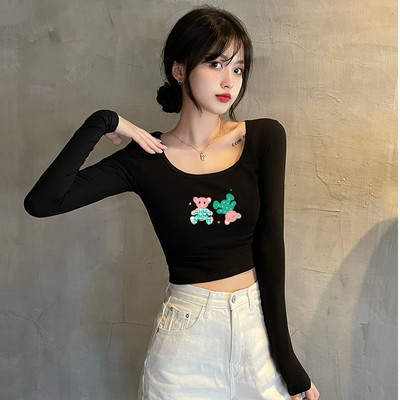 Изчистен модел дамска блуза в два цвята