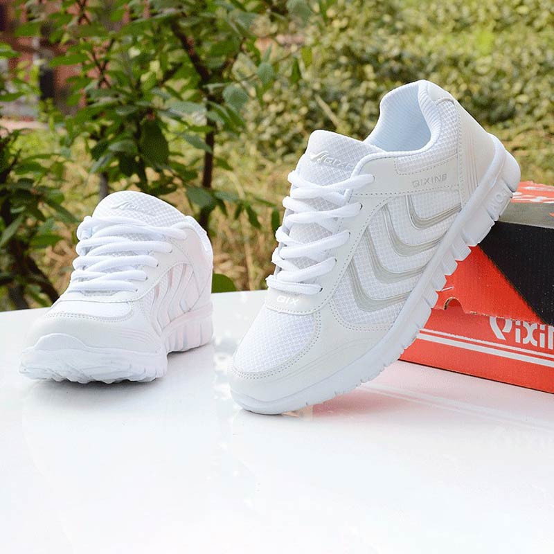 Batai moteriški sportbačiai 2022 m. madingi sportbačiai moteriški Kvėpuojantis tinklinis suvarstomas pavasaris vasara laisvalaikio batai Moteris zapatillas mujer