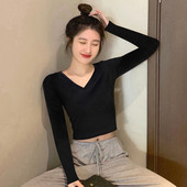 Női rövid blúz V-nyakkal, két színben