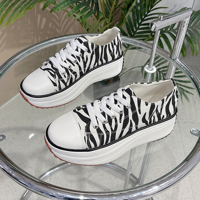 Γυναικεία casual αθλητικά παπούτσια 2022 Νέο γυναικείο μοτίβο καμβάς Αθλητικά ελαφριά παπούτσια Επίπεδα κορδόνια για ενήλικες Zapatillas Mujer Chaussure Femme