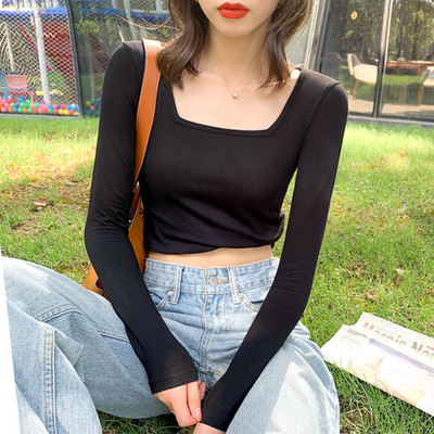 Ühevärviline pikkade varrukatega naiste pluus