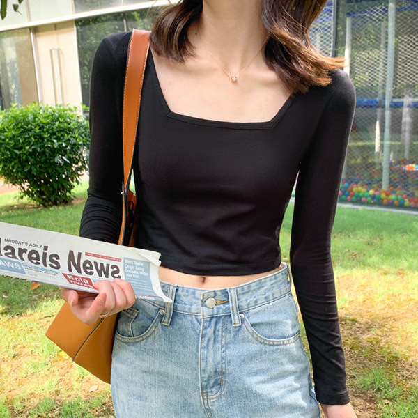 Ühevärviline pikkade varrukatega naiste pluus