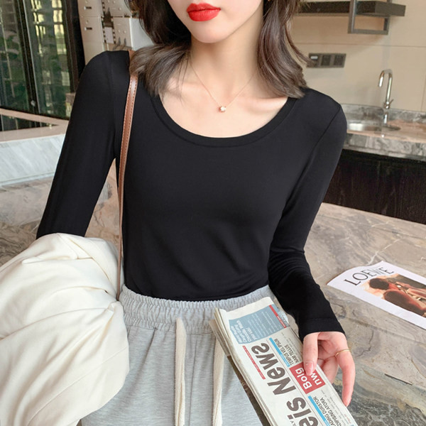 Naiste vabaaja ovaalse kaelusega pluus