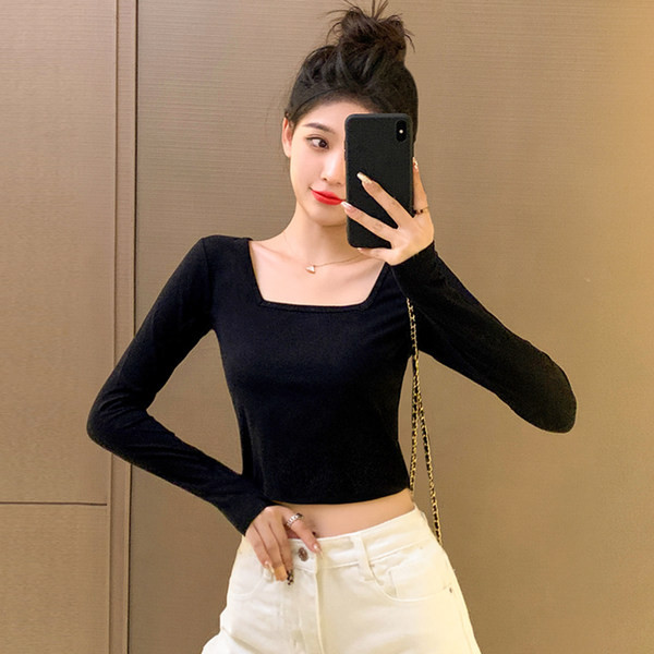 Naiste vabaaja pluus kandilise kaelusega