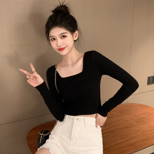 Naiste vabaaja pluus kandilise kaelusega