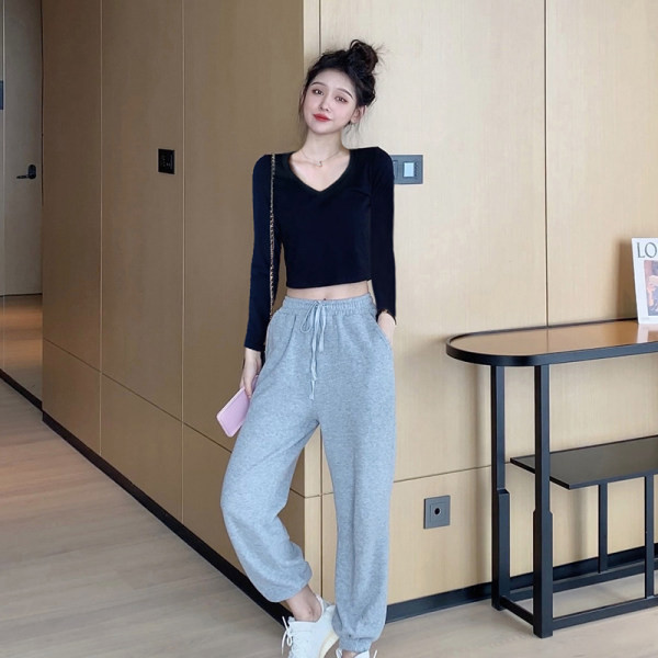 Bluza de dama model nou cu decolteu ascutit - culoare albastru si alb