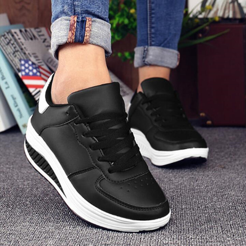 Naiste 2022. aasta tossud, hingavad veekindlad kiilud, platvorm, vulkaniseerivad jalanõud, kevadised luksuslikud nahast vabaaja tennis, feminino PU