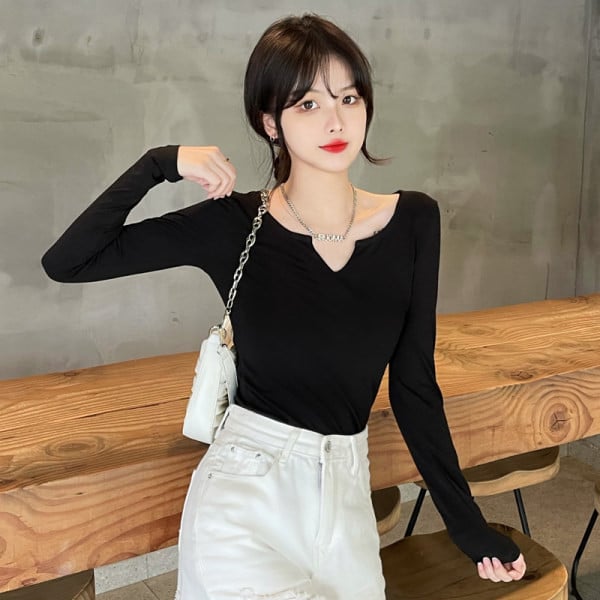 Naujo modelio moteriška prigludusi palaidinė ilgomis rankovėmis