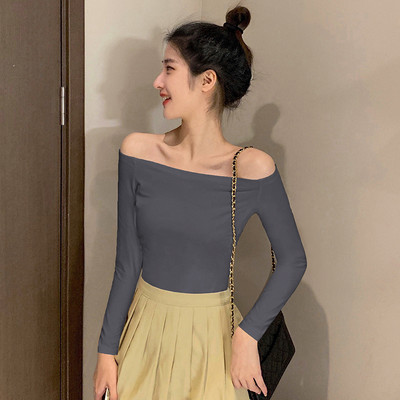 Moteriškos palaidinės švarus modelis - su laivelio iškirpte