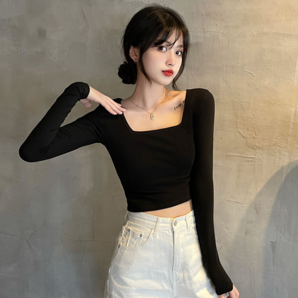 Női blúz négyzet alakú nyakkivágással, két színben