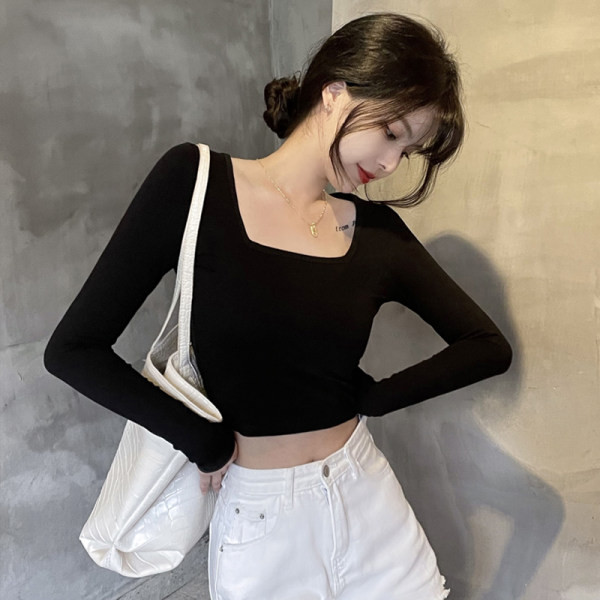 Női blúz négyzet alakú nyakkivágással, két színben