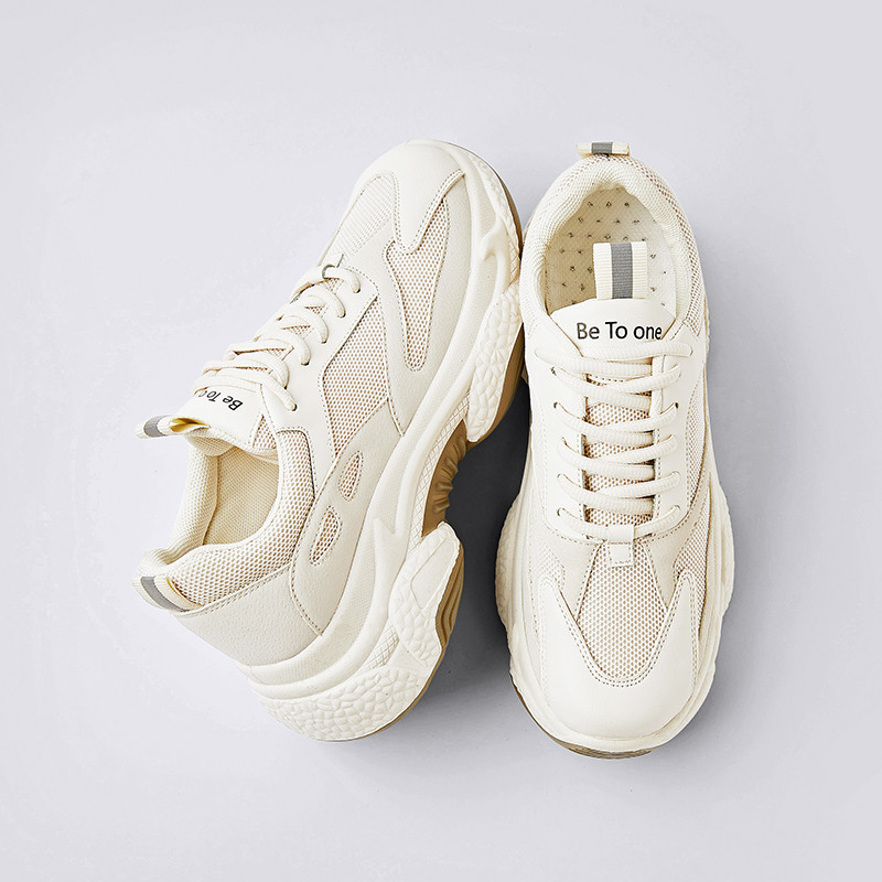 2020-as Chunky Női tornacipő 6 cm Megnövelt, vastag aljú platform Női alkalmi cipők Légáteresztő hálós cipők Női bézs