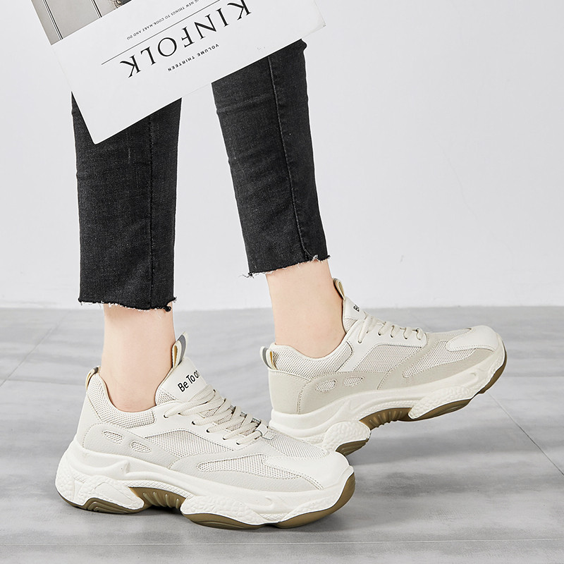 2020-as Chunky Női tornacipő 6 cm Megnövelt, vastag aljú platform Női alkalmi cipők Légáteresztő hálós cipők Női bézs