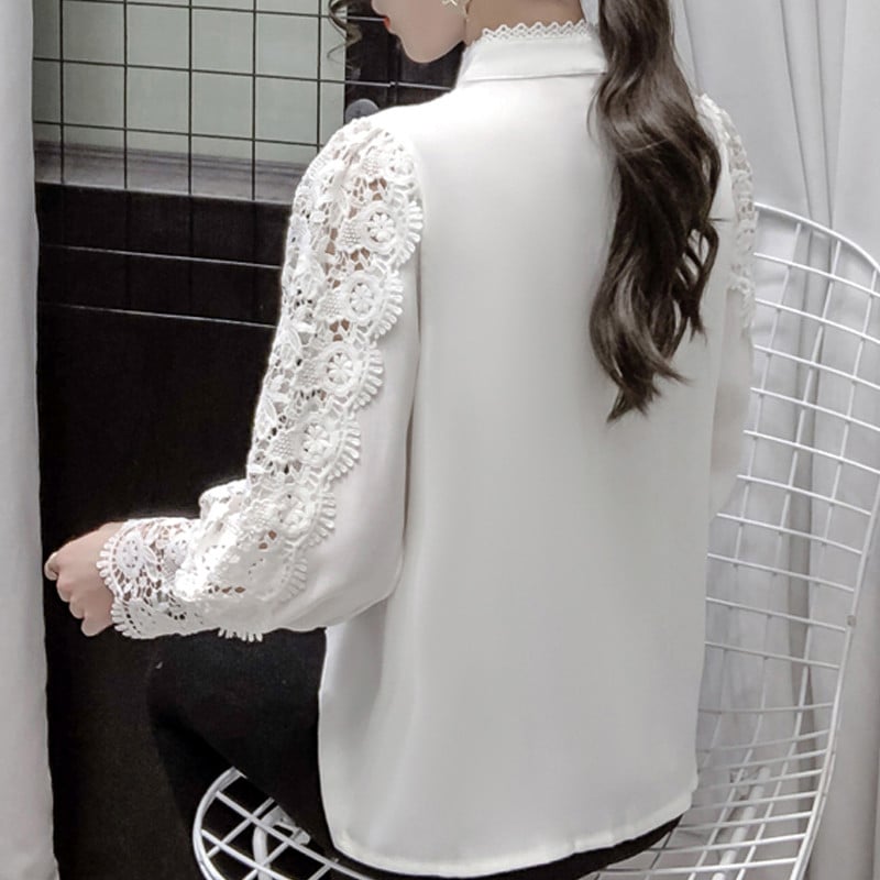 Uus korea pitsiga õmmeldud särk Kevadine šikk õõnsate lillenööpidega naiste ülaosa Sweet Stand krae pikkade varrukatega pluus naistele 12948