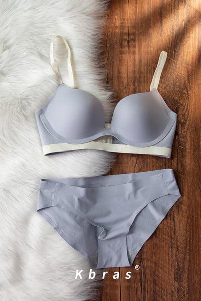 Naiste kaheosaline aluspesukomplekt – õmblusteta