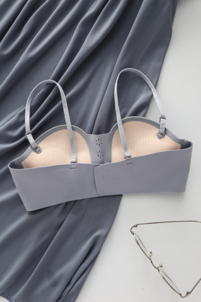 Bešavno žensko donje rublje - set grudnjaka ili gaćica