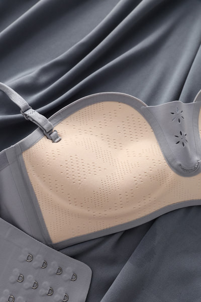 Bešavno žensko donje rublje - set grudnjaka ili gaćica