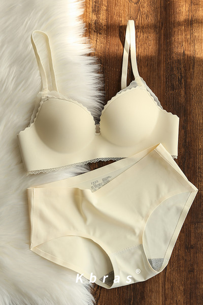 Naiste õmblusteta pitsrinnahoidja reguleeritavate rihmade ja kaheosalise komplektiga