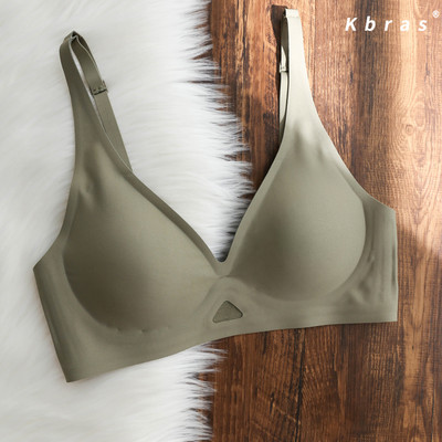 Moteriška liemenėlė su trikampiu kaušeliu