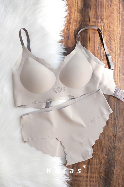 Moteriška tinklinė liemenėlė su petnešėlėmis