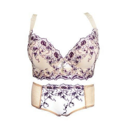 Intymūs moteriški apatiniai su kaspinu - liemenėlė ir bikinio komplektas