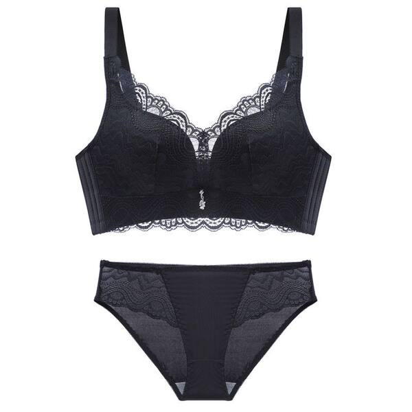 Intymūs moteriški apatiniai su nėriniais – liemenėlė arba komplektas