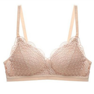 Lenjerie de damă fără cusături cu dantelă