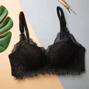 Naiste pitsist rinnahoidja või aluspükste komplekt