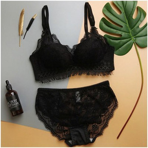 Naiste pitsist rinnahoidja või aluspükste komplekt