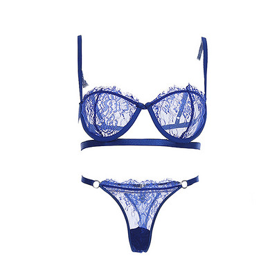 Dviejų dalių nėrinių komplektas - liemenėlė ir stringai