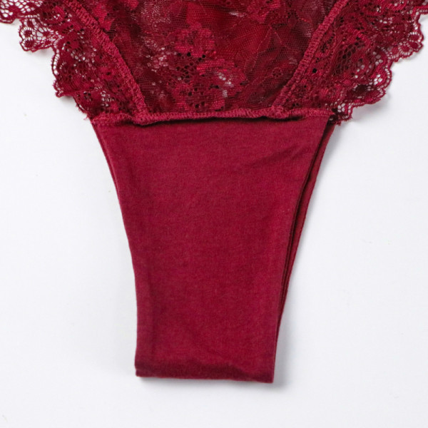 Intymios moteriškos apatinės kelnaitės su kaklaraiščiais ir nėriniais