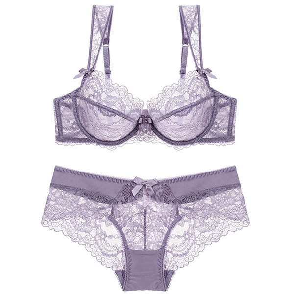 Moteriškas nėriniuotas liemenėlės ir kelnaičių komplektas