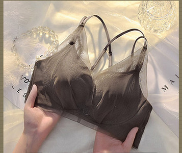 Női alkalmi melltartó típusú fehérnemű, kereszt pántokkal