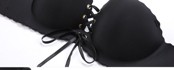 Vienspalvė moteriška liemenėlė be petnešėlių