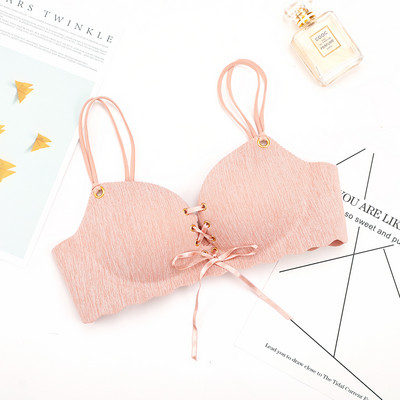 Moteriška liemenėlė su paminkštinimu ir raišteliais