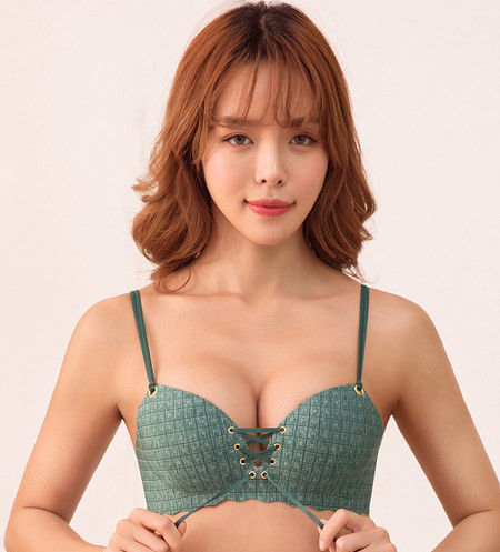 Moteriški liemenėlės tipo apatiniai su raišteliais ir reguliuojamais petnešėlėmis