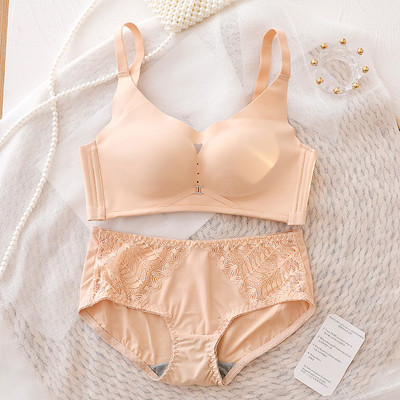 Kelių spalvų laisvalaikio moteriškas apatinis trikotažas