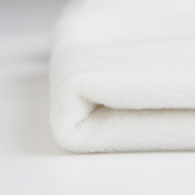 Sima női blúz hegyes nyakkivágással