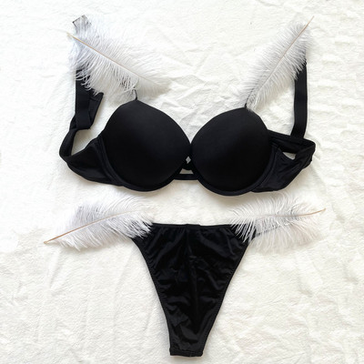 Szexi melltartó szett Luxus strassz fehérnemű Márka Design betűs fehérnemű Női Varrat nélküli Push Up Gather Lace Bralette Női