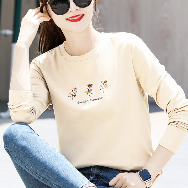 Naiste vabaaja tikanditega pikkade varrukatega pluus