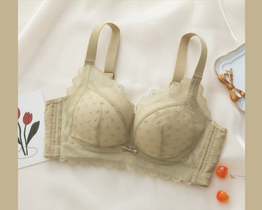 Naujo modelio moteriška liemenėlė su nėriniais ir reguliuojamais petnešėlėmis