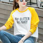 Laisvalaikiška moteriška palaidinė su spausdintu užrašu