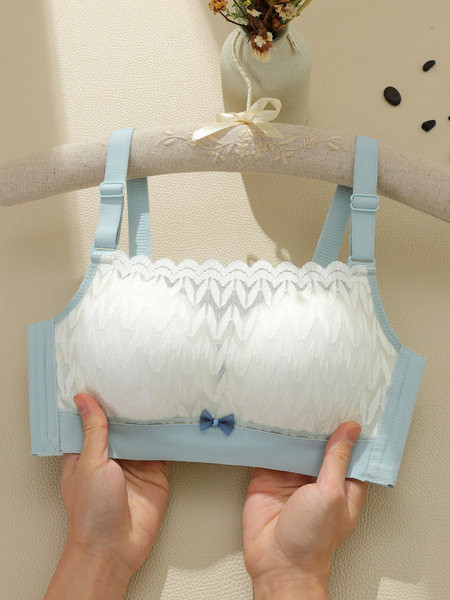 Dámska čipkovaná podprsenka s výstužou a nastaviteľnými ramienkami