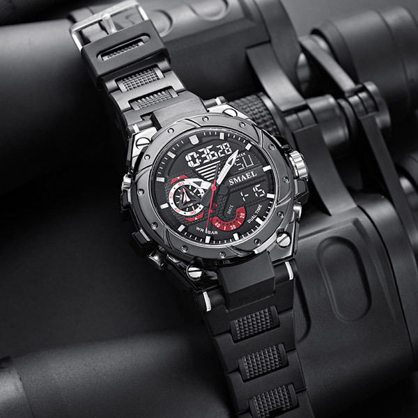 Férfi sportóra szilikon szíjjal