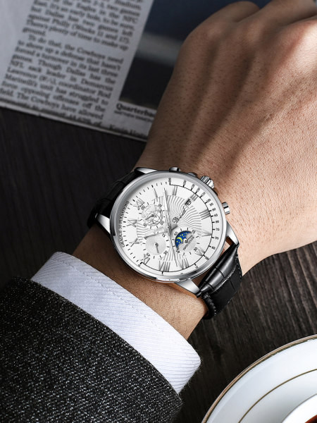 Vízálló férfi karóra bőr szíjjal