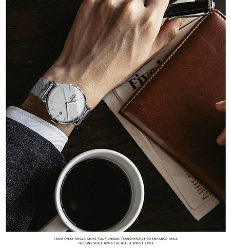 Vyriškas laisvalaikio laikrodis su metaline apyranke