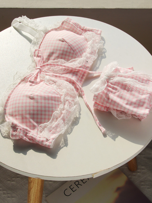 Rózsaszín Kawaii melltartó szett Lolita Girl Dream fehérnemű japán pamut csipke édes és aranyos cső felső vezeték nélküli melltartó és bugyi szett