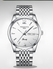 Įprastas laikrodis su apvaliu ciferblatu