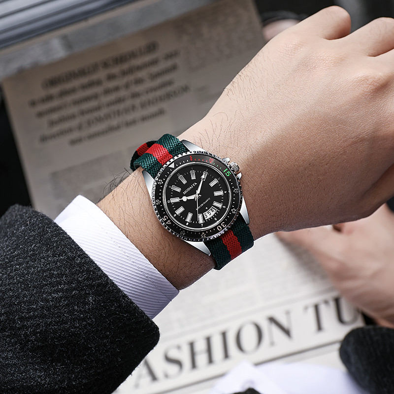 Luxus márka kiváló minőségű férfi kvarc karórák divat hétköznapi háttérvilágítású analóg óra Montre homme erkek kol saati